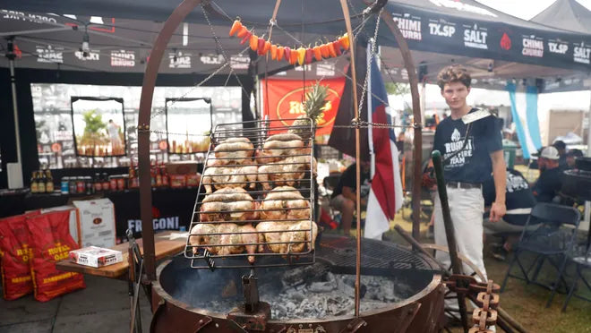 A day at the Memphis in May barbecue contest: the Pink, the Pork, the Presley